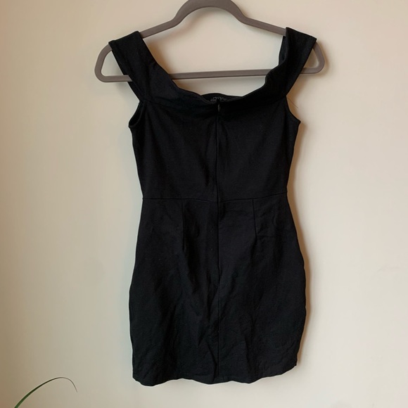 Urban Outfitters Off-the-shoulder Dress - Picture 4 of 5